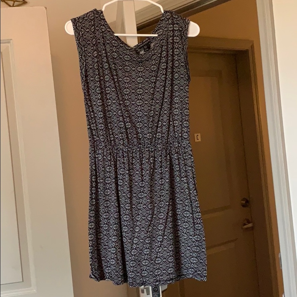 Black/white cutout dress